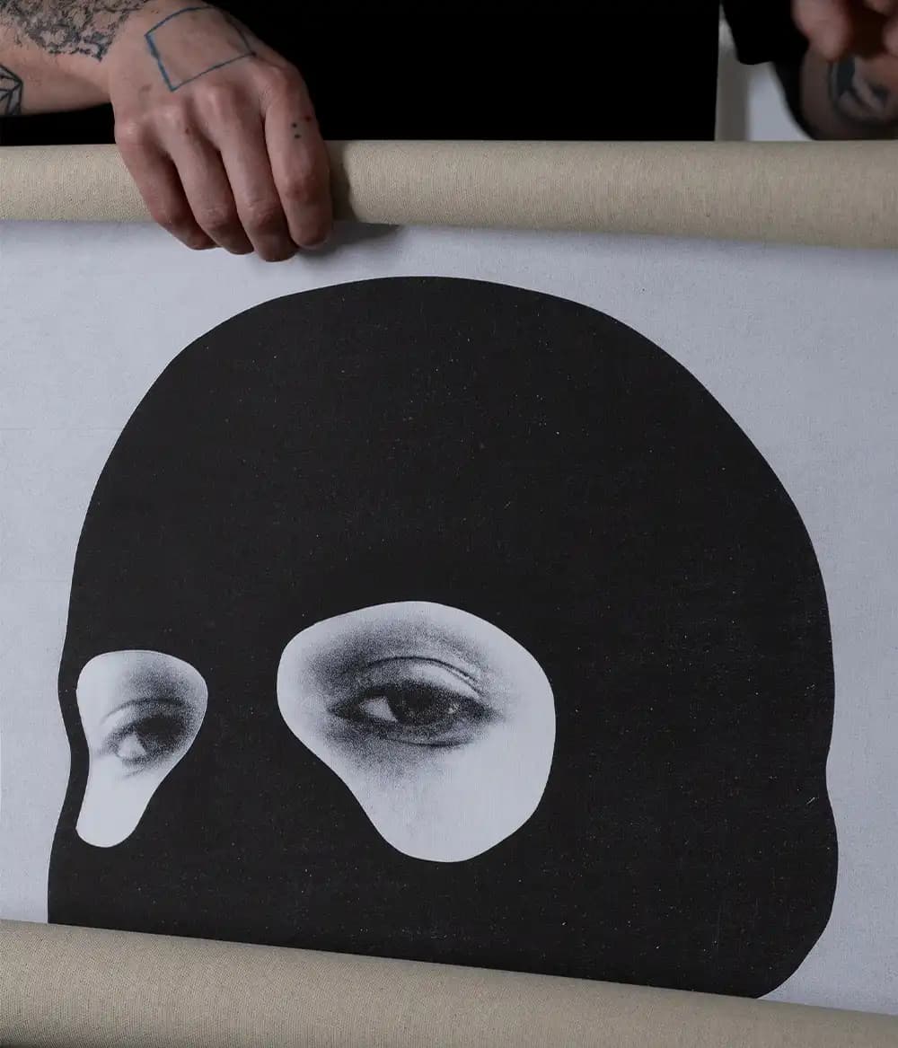 INSURGENTES (1st Edition)